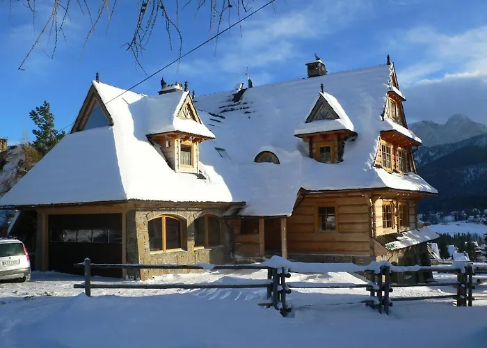 威拉萨尔塔利亚旅馆 *