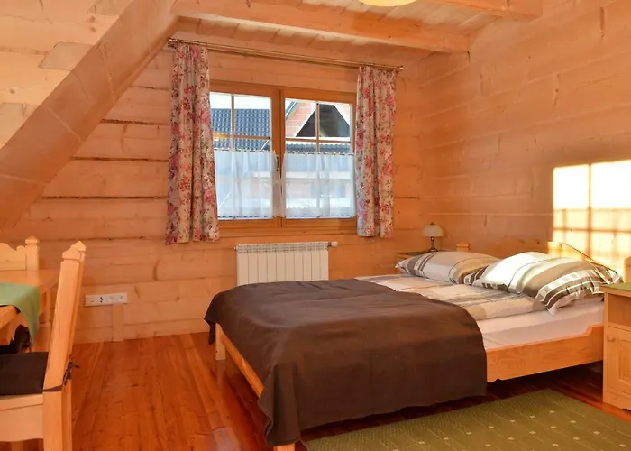 威拉萨尔塔利亚旅馆 *